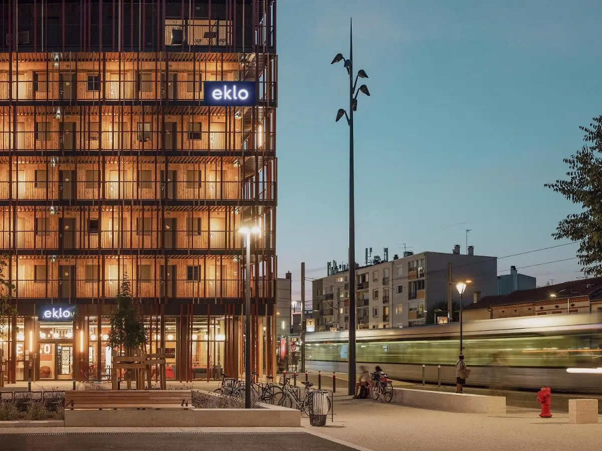 Eklo Toulouse Hotel 0*,  França